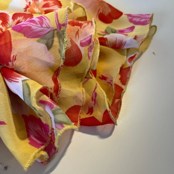 Vintage ruffle bust dress - Picture 6 of 10